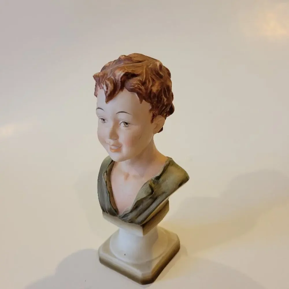 Vintage Ceramic Lefton boy bust KW832. Hand painted. Pre-owned, good shape